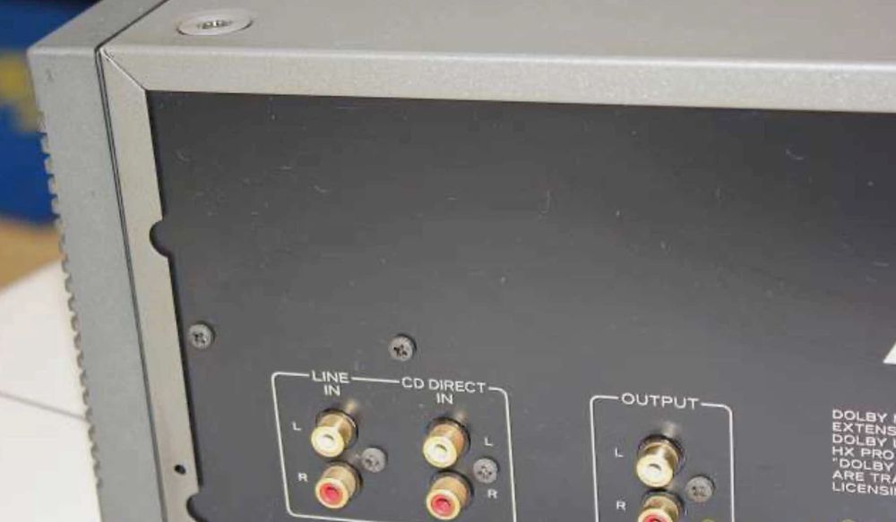 Касетна дека TEAC V-7000