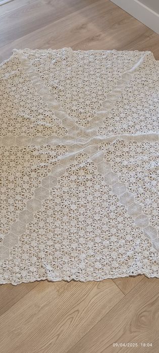 Lace Tablecloth423754416187002882