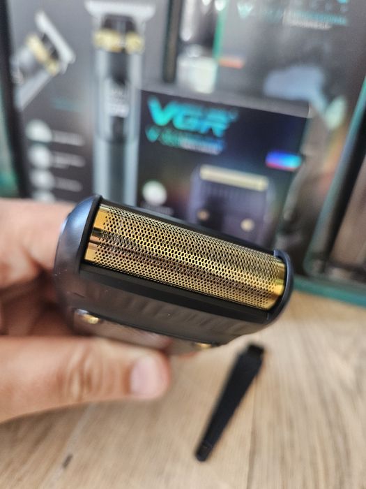 Шейвер бритва для бороды VGR 353 для гоління  бороди  тример дорожний