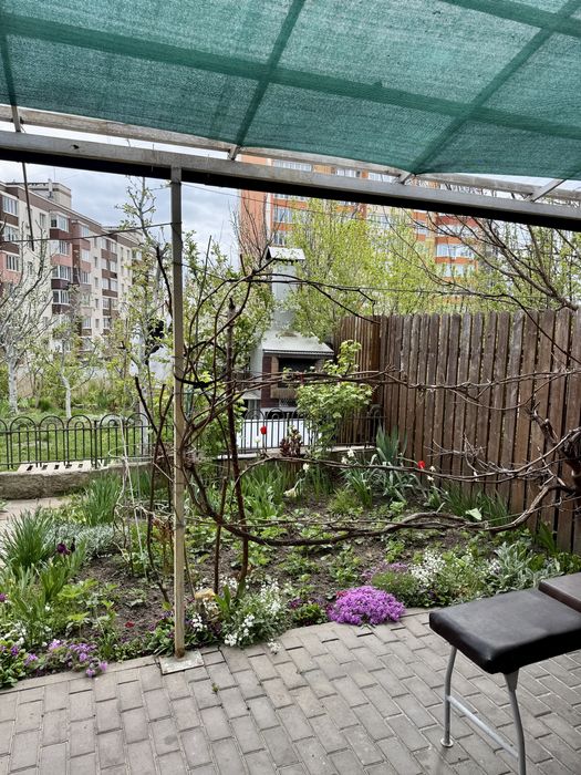 Оренда затишного котеджу