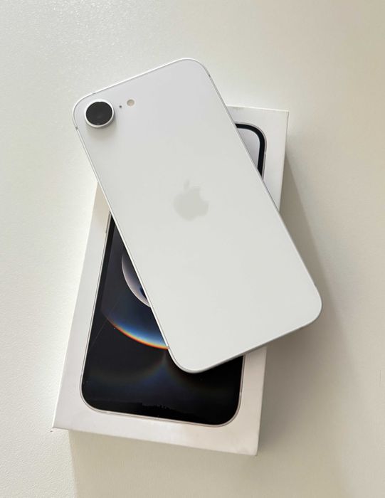 iPhone 16e 128Gb