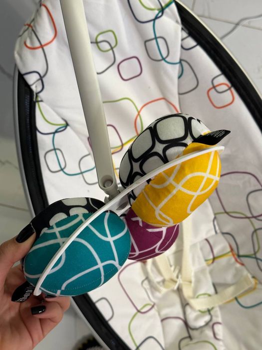 Крісло-гойдалка 4MOMS mamaRoo 4.0 Plush