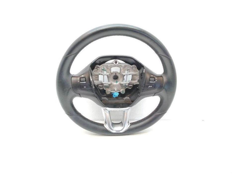 Volante Peugeot 208