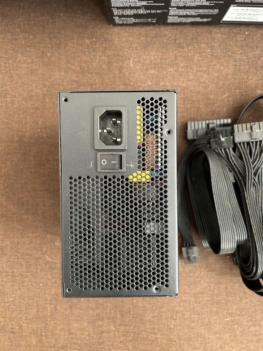 Блок живленя Gigabyte p850gm 850w