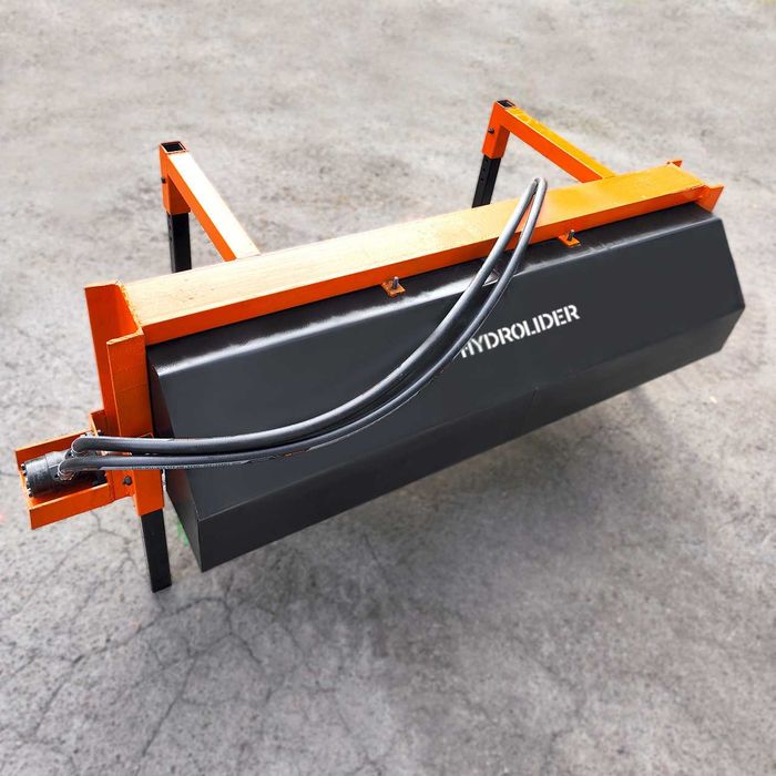 Щітка комунальна на міні-навантажувач | Прибиральна гідравлічна щітка