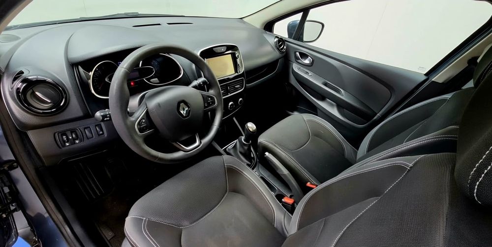 Renault Clio — fotografia 3