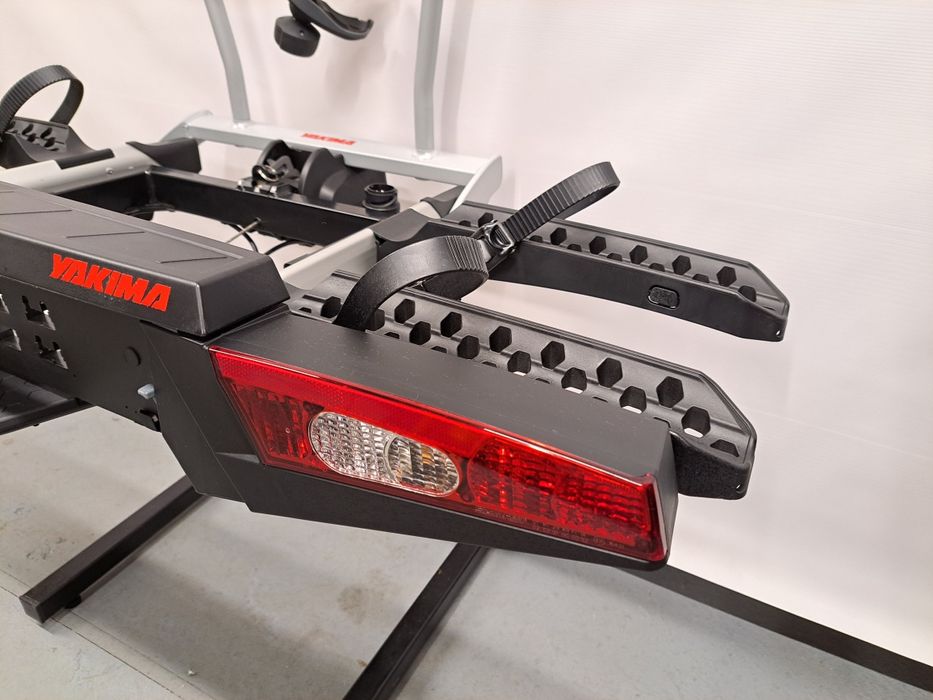 Bagażnik rowerowy na dwa rowery. Yakima FoldClick II (2)