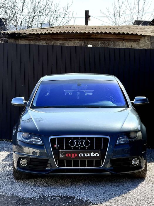 Продам Audi S4 333 л/с!!!