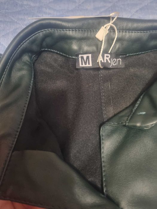 Продам сукню кожзам