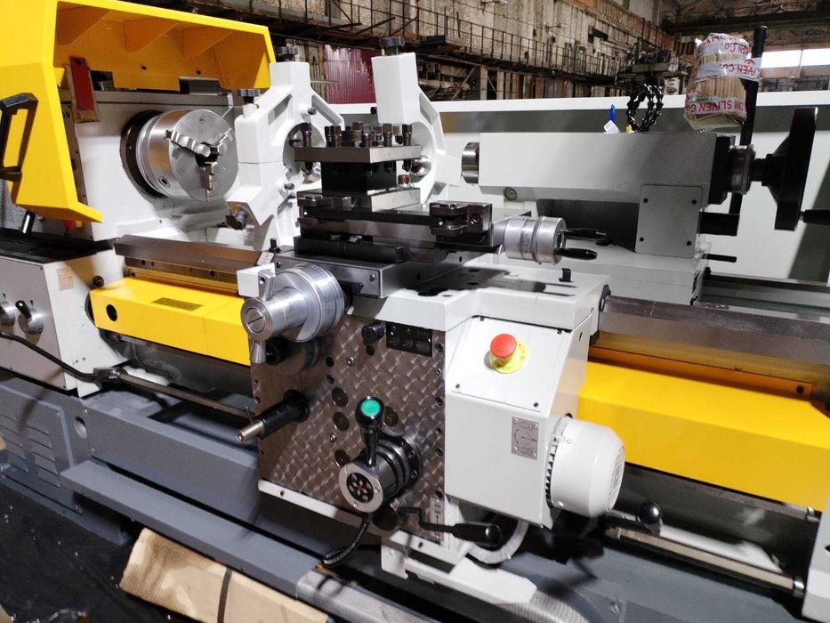 Токарно-гвинторізний верстат ZMM CU400M/1000 (Болгарія)