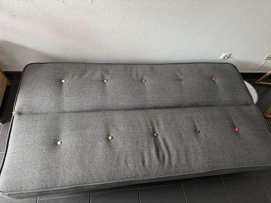 Sofá Cama Cinzento Moderno
