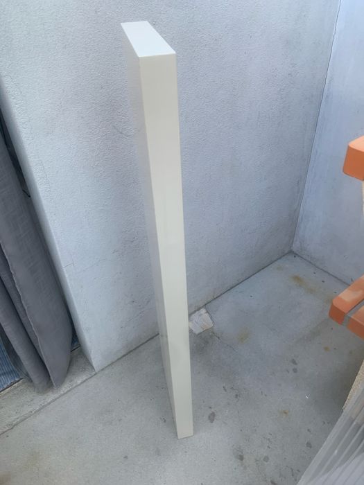 Prateleira de parede branca IKEA