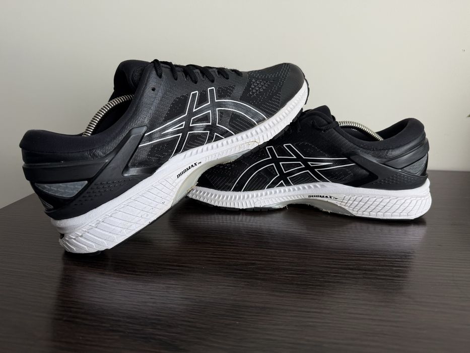 Кросівки для бігу АСІКС GEL-KAYANO 26 (1011A541) Розмір 47 на 30 см