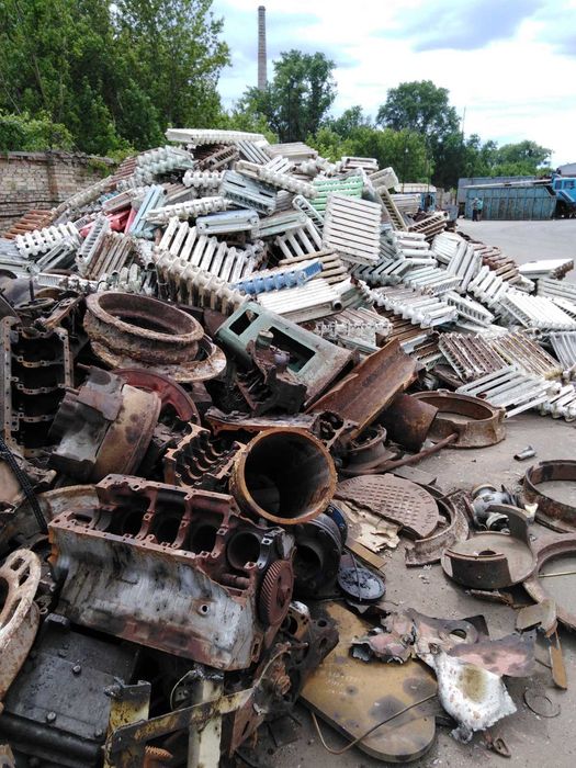 МЕТАЛОБРУХТ, Вивіз здати 6.3грн/кг, від-200кг. Київ Деснянський.