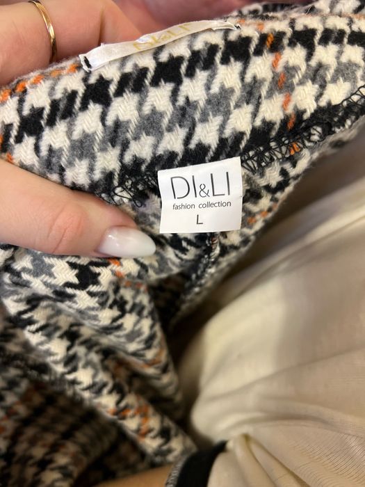 Костюм двійка ( новий )  на дівчинку 10-12 років розмір s