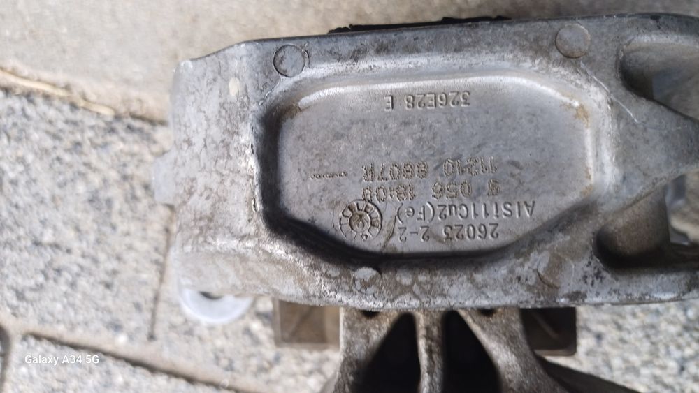 Łapa poduszka silnika renault megane lll lifting 1.5 dci