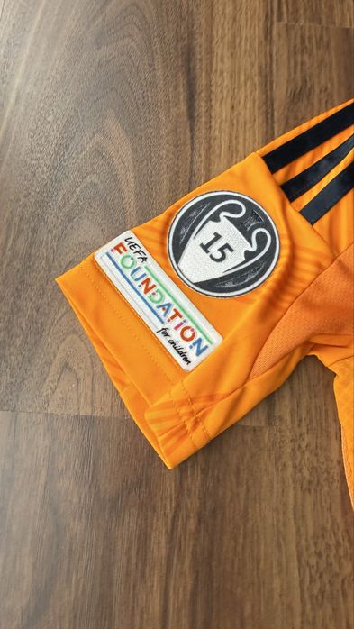 Oficjalny strój dziecięcy Real Madryt z sezonu 2024/2025