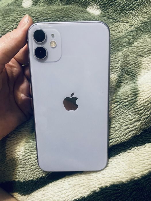 Айфон Apple 11 (64гб)