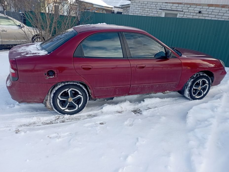 Продам терміново део нубіра в гарному стані