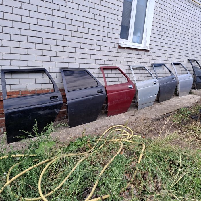 Задняя левая дверь ваз 2110 2111 2112 приора