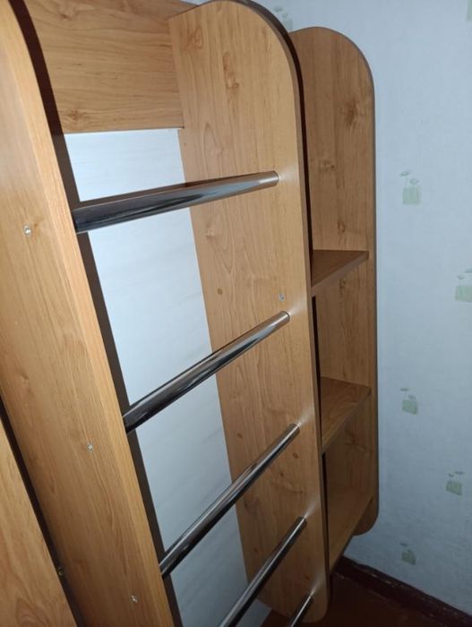 Ліжко-горище (стіл, шафа)