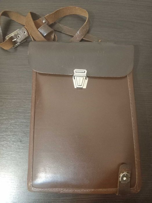 Польова шкіряна сумка