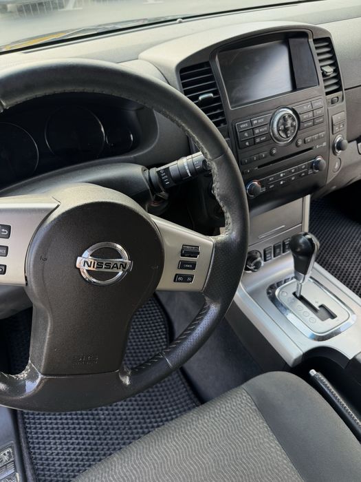 Nissan Pathfinder r51