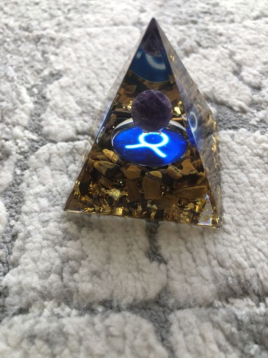 Pack 3 Pirâmides Orgonite Signos | Ametista + Pedras | Energia