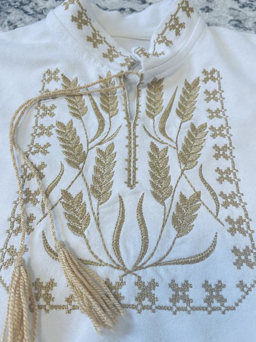 Вишиванка , 122-128 см.
