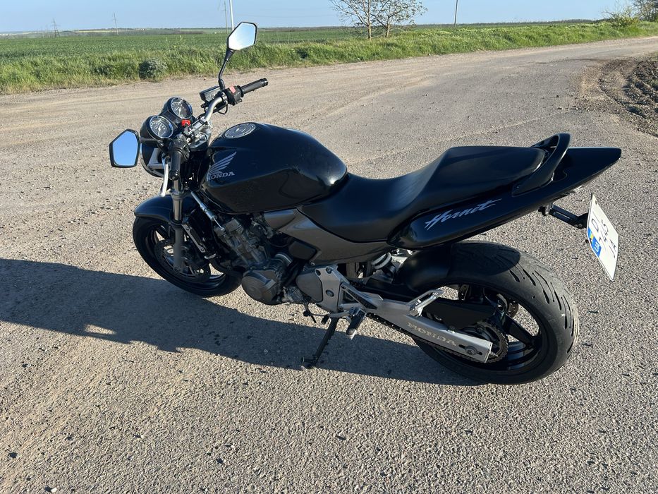 Продам Honda Hornet 2003 год.