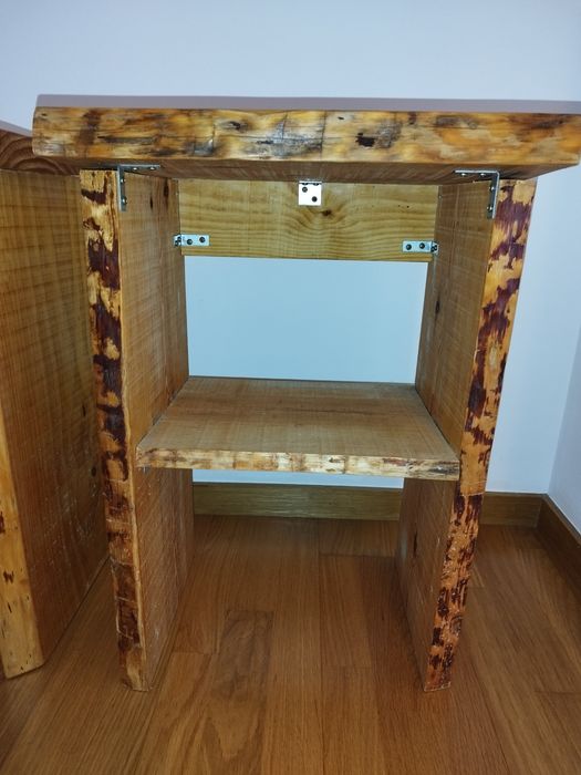 Mesinhas de cabeceira em pinho modelos unicos