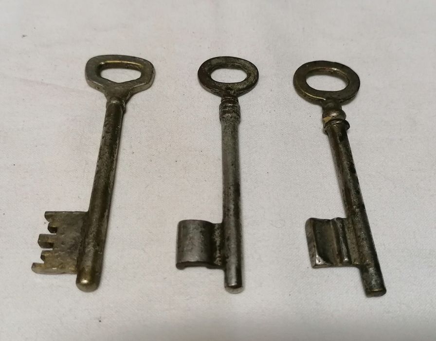 Chaves  antigas várias