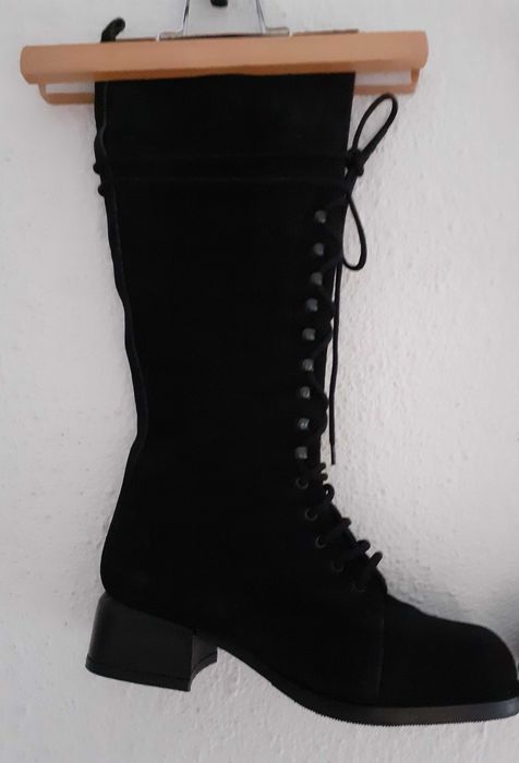 Botas cano alto atacadores em camurça pretas 36