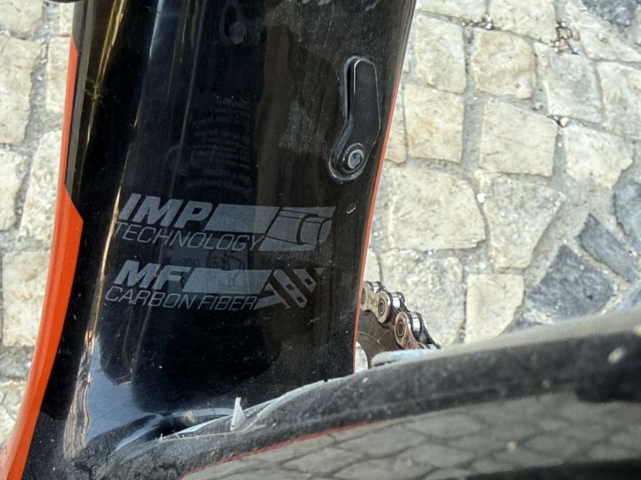 Scott scale 925 carbono