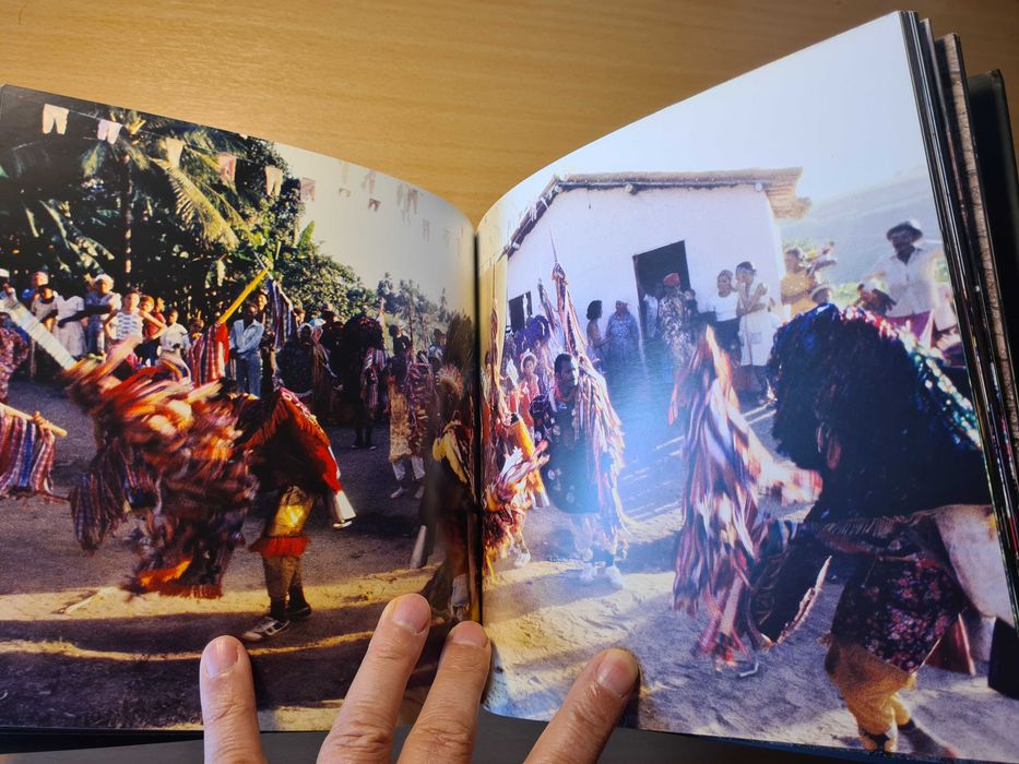 Livro "O Céu de Pernambuco na Terra dos Maracatus"