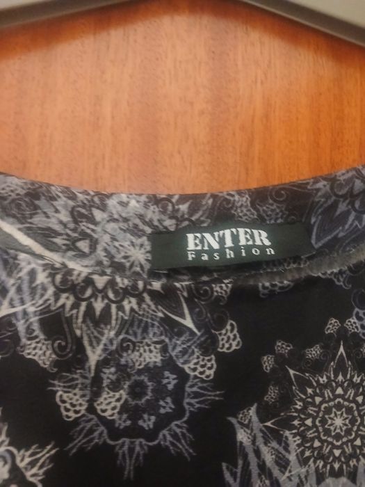 Blusa  xl  preta e branca