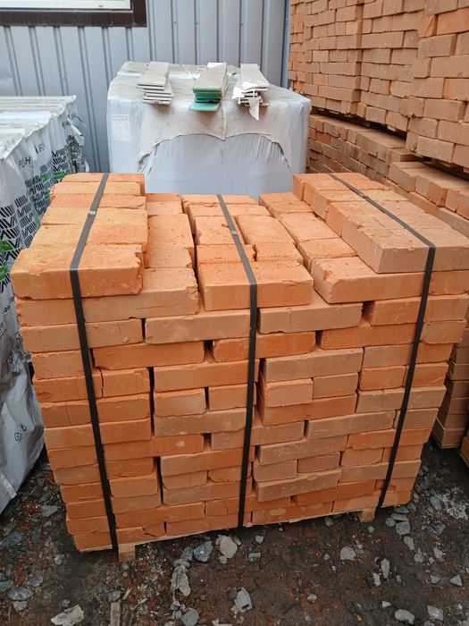 Продам цеглу м-100 газоблок новый 3000 грн доставка бескоштовна