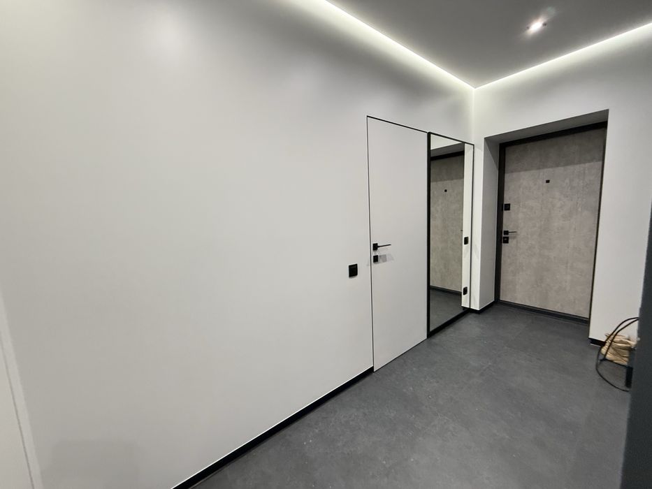 Продам найкращу квартиру в Липках з видом на озеро!