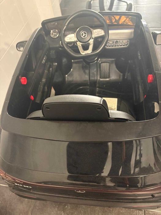 Carro elétrico para Crianças Mercedes-Benz