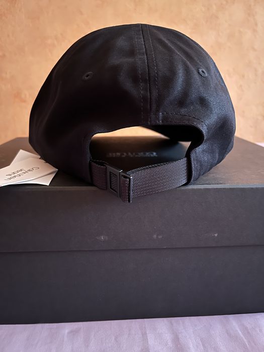 Wyprzedaż czapka męska Calvin Klein Jeans.