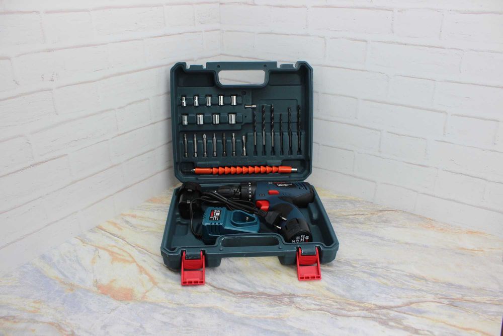 РОЗПРОДАЖ/ Ударний акумуляторний шуруповерт Bosch (12V 3Ah) з набором ...