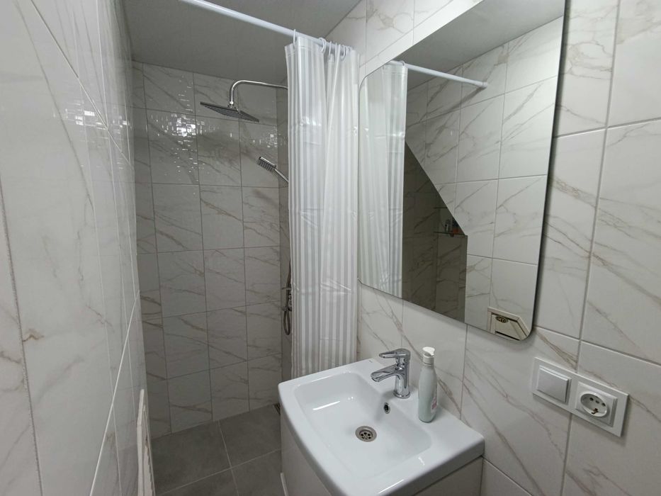 Парк Шевченко 3х ком. кв. 82м с ремонтом  двухуровневая АГВ+ПАРКОВКА