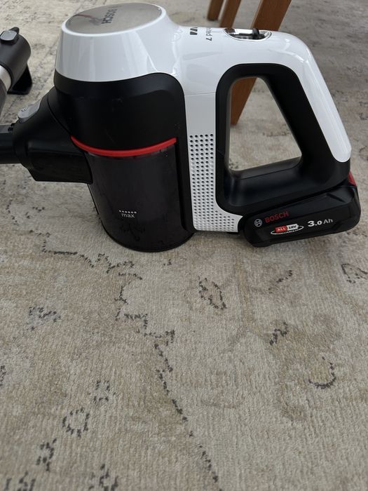 Aspirador sem fios Bosch Unlimited 7 Branco