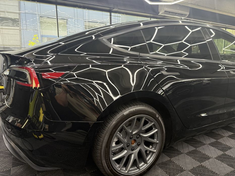 Tesla Model 3 Highland 2023 CERAMICA