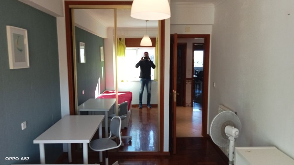 Arrendo Quarto em Arcena, disponível para Abril