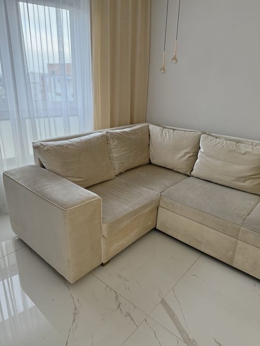 Narożnik jasny beż z funkcją spania