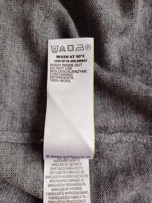 Cienki męski sweter v-neck z wełny merino rozm. S szary