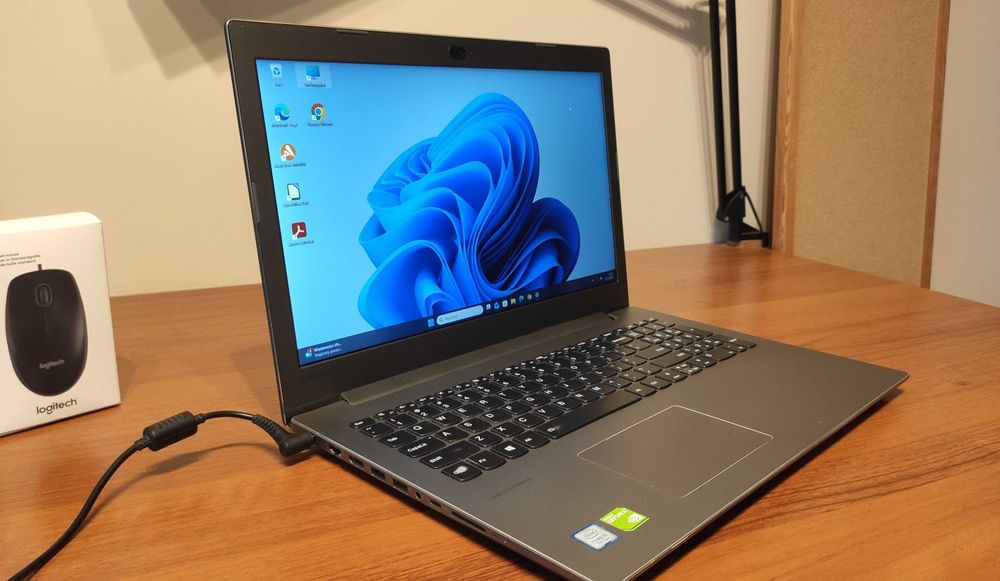 Lenovo ideapad 520 15,6" Intel Core i5 8GB SSD 240GB GeForce 940MX 2GB