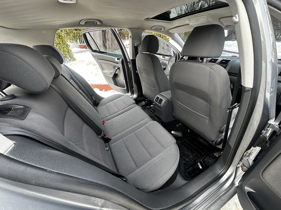 Продам Golf 5 MPI