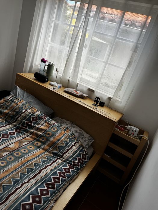 Cama de casal + estrado + colchão + cabeceira em gavetas